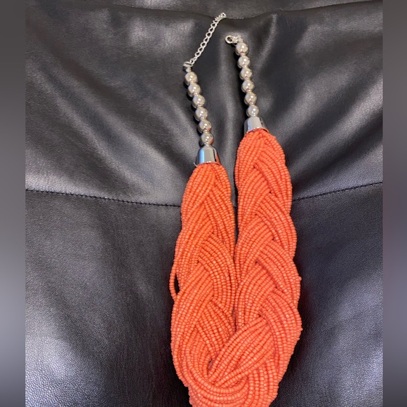 A beautiful Necklace ✨😍At low price and perfect for Women!!! - Picture 2 of 2